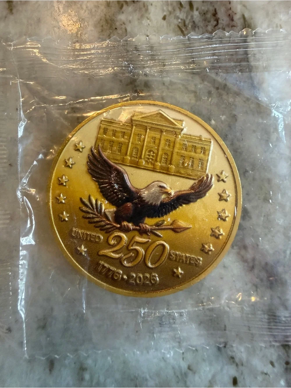 250th Anniversary U.S. Commemorative Coin Pin - Gold, Red, White, Blue - Picture 2 of 2